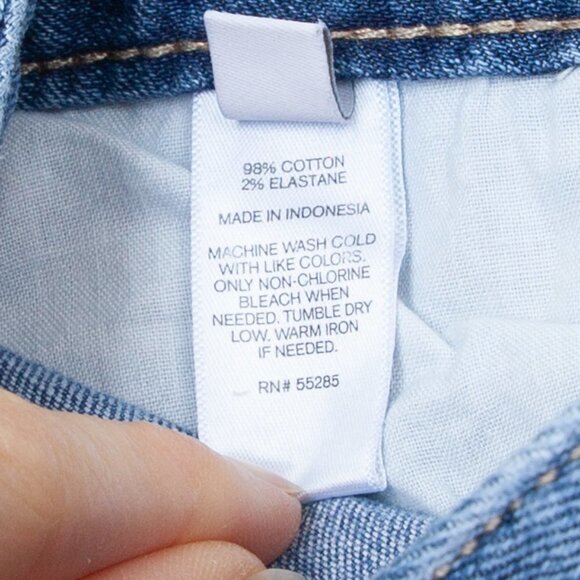 Express Jeans Distressed Denim Shorts‎ Size 2 - Picture 8 of 8